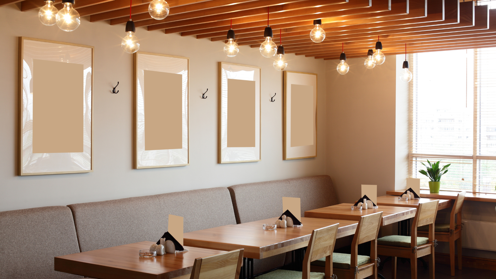 Salle de restaurant protégée contre les mouches et moucherons en été